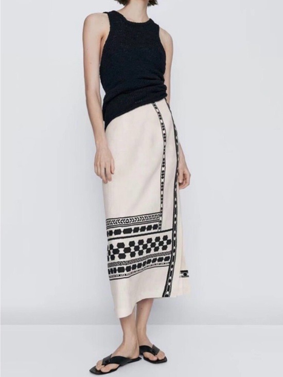 Massimo Dutti Dresses & Skirts - Massimo Dutti Cream Midi Wrap Skirt with Black Geometric Trim size 10